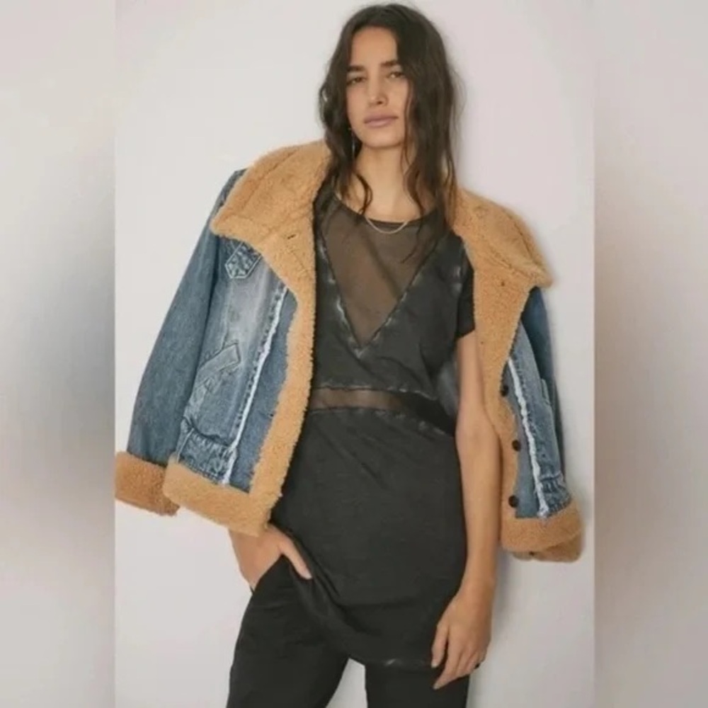 Free People We The Free Rylee Cozy Moto Jacket Denim Shearling Blue Tan XL - Picture 2 of 15